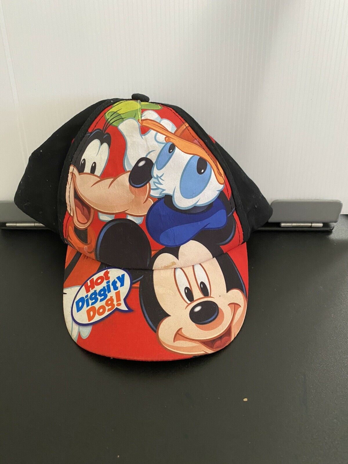 Disney Store Mickey Mouse Hot Diggity Dog Baby/toddler Hat Cap Summer